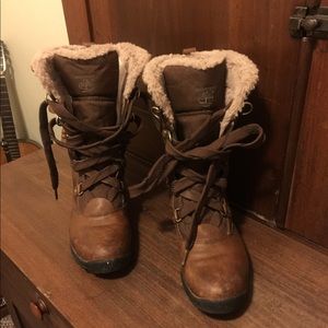 Ladies leather fur lined Timberland boots